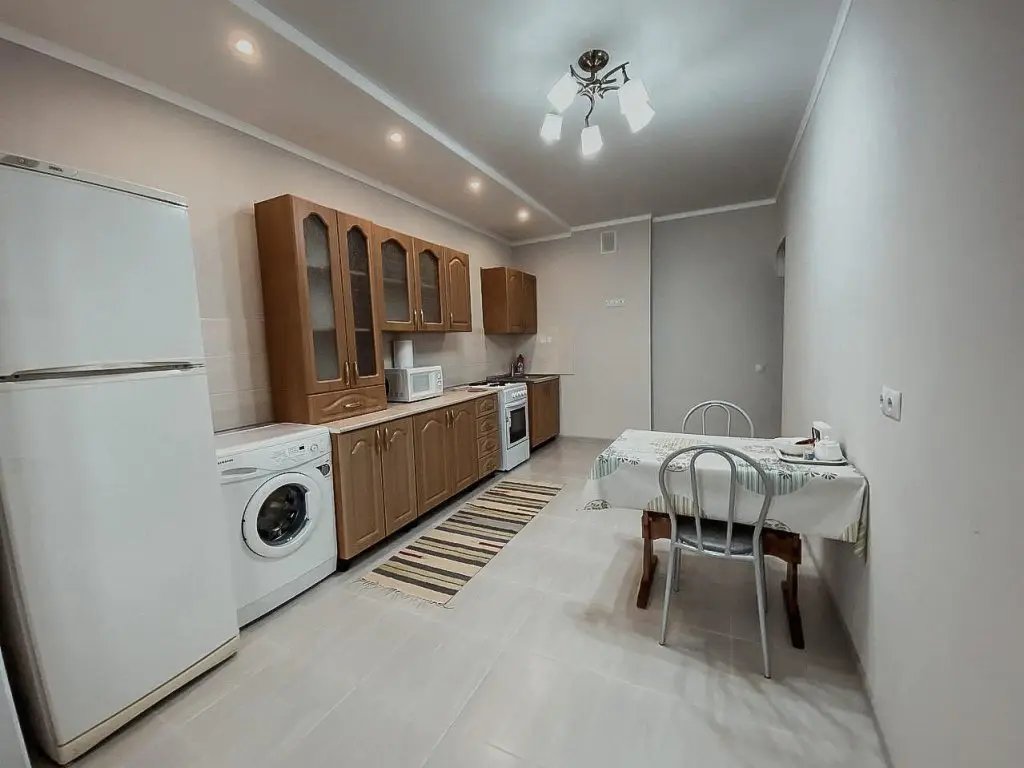 Астрахань: KvartHotel on Savushkina 6I