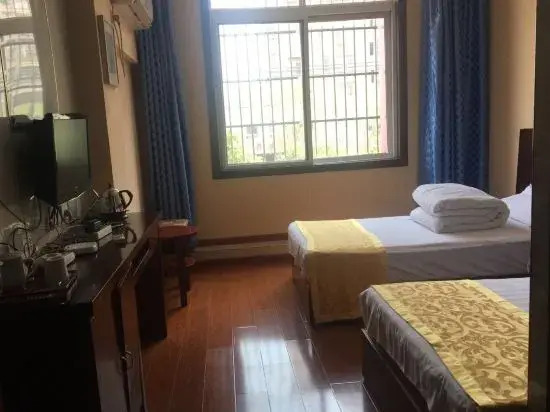 Anqing Phoenix Express Hotel — фото 1