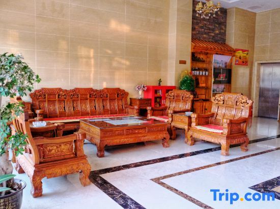 Наньчан: Jinxian Changshan Holiday Hotel