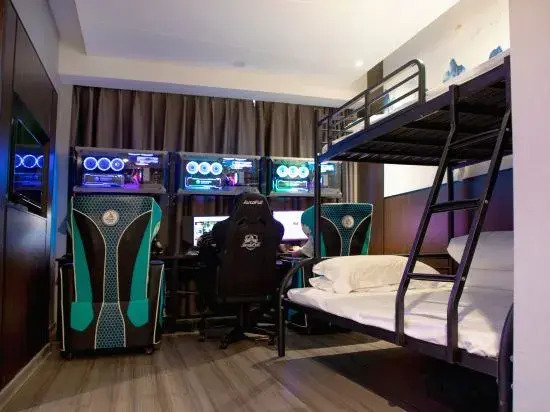 Хуайхуа: Huaihua Golden Hotel