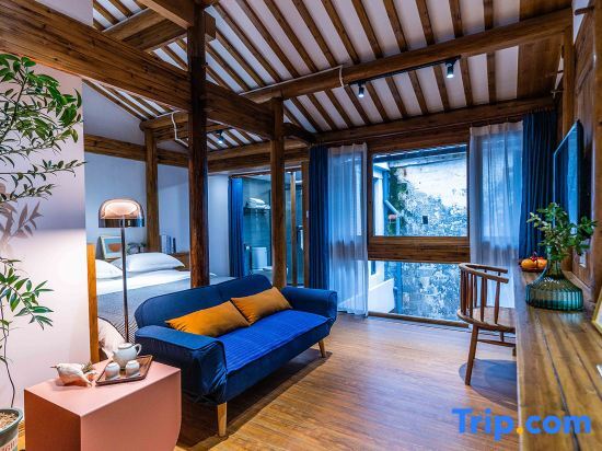 Хуаншань: Hongcun Xiaozhongshan Homestay (Lucun Wood Carving Building Scenic Area)