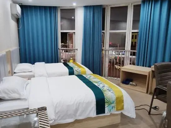 Хэфэй: Holiday Inn Green Island (Hefei Baohe Huayuangong Street)