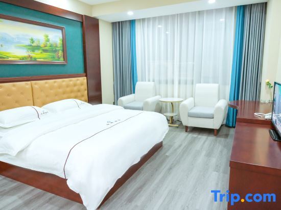 Вэньшань: Xinhua Hotel (Wenshan Qihua Plaza)