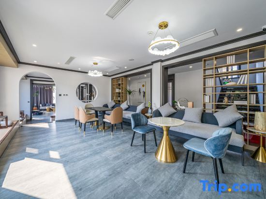 Хучжоу: Qianyu·ZELIN  Starry Sky Beauty Accommodation (Anji Yunshang Grassland)