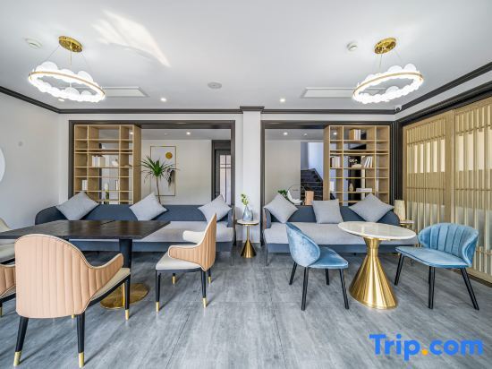 Хучжоу: Qianyu·ZELIN  Starry Sky Beauty Accommodation (Anji Yunshang Grassland)