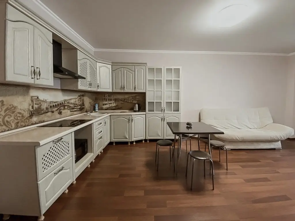 Астрахань: Апартаменты KvartHotel Premium Балашовская 13 к2