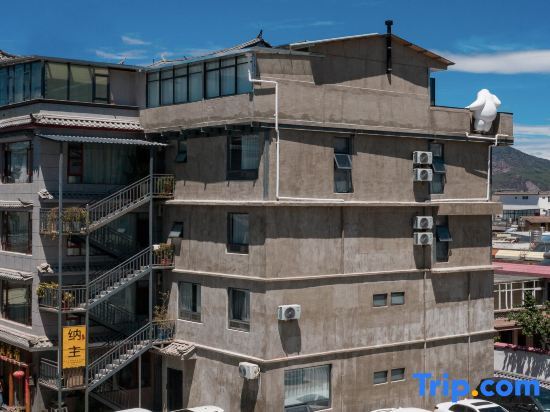 Nazhu Sky Courtyard Designer Snow Mountain View Homestay (Lijiang City Rizhao Jinshan Branch) — фото 1