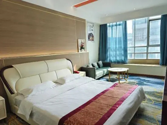 Саньхай: Lingshan Hengfeng Business Hotel Lingshan bus terminal branch