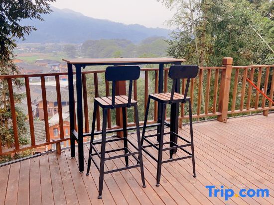 Мамакун: Fanjing Mountain Guoyun Mountain Residence