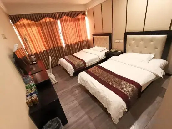 Наньтун: Nantong Futong Business Hotel
