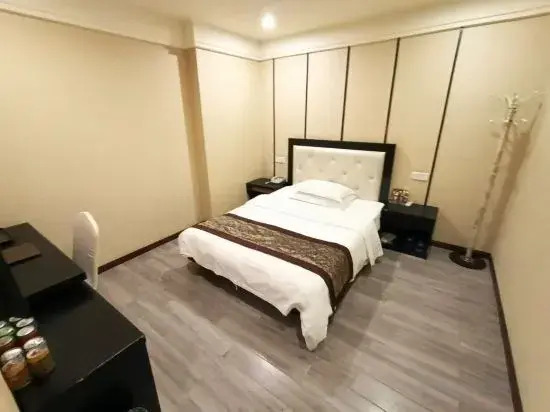 Наньтун: Nantong Futong Business Hotel