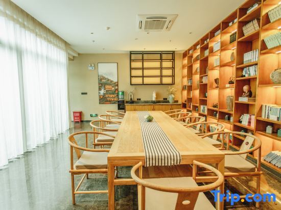 Дали: Lishui falls in love with Nujiang Boutique Inn