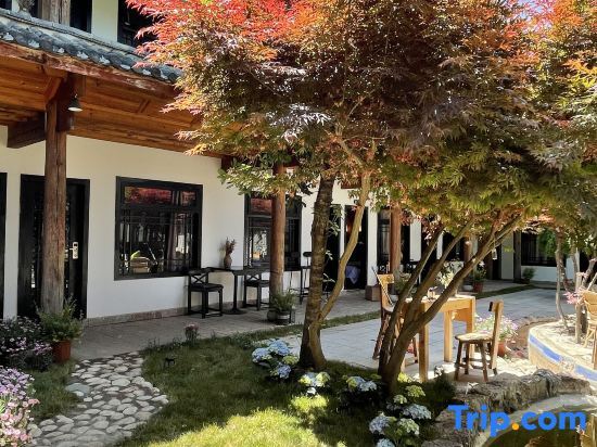 Лицзян: Lijiang Shuhe K2 International Youth Hotle