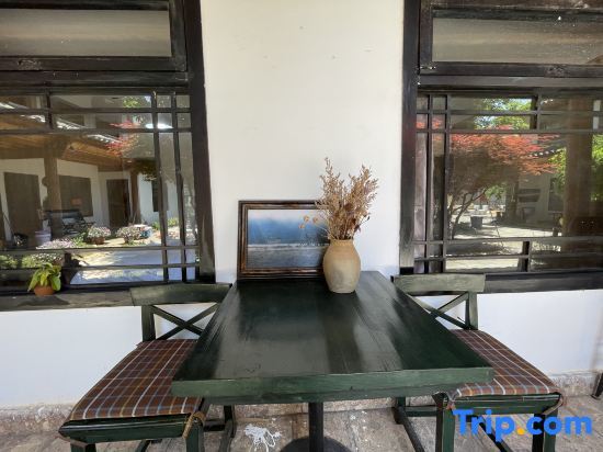 Лицзян: Lijiang Shuhe K2 International Youth Hotle