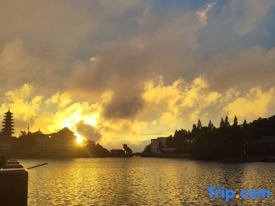 Сяньнин: Tongshan Yuepan Lake Hotel