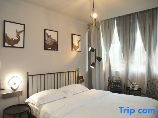 Чунцин: At Jane's Homestay (Chongqing University of Posts and Telecommunications)