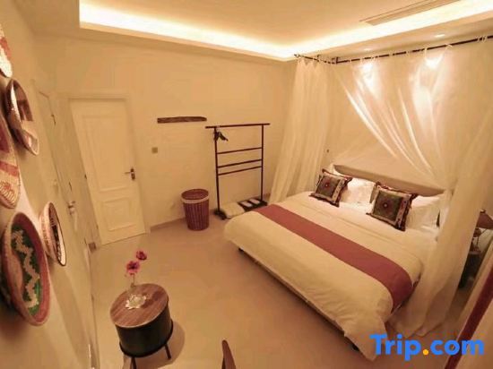 There is a homestay (Haikou Volcano Shop) — фото 1