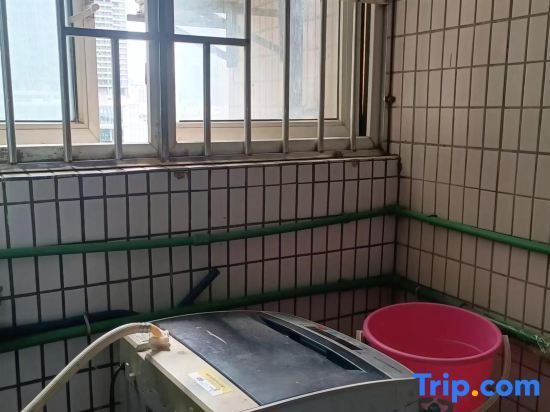 Шэньчжэнь: Shenzhen National Youth Hostel