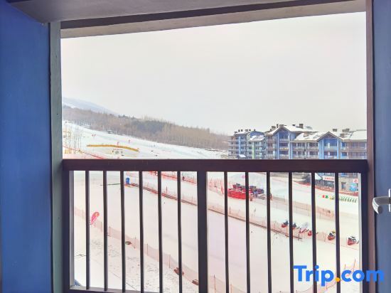 Цзилинь: Vanke Songhuahu Happy Ski Apartment