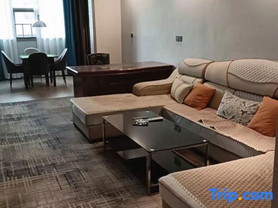 Лоуди: Jiari Hotel (Xinhua Railway Station)