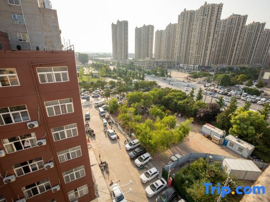 Чжэнчжоу: Xinzheng Xindi Express Hotel (Henan Engineering College)