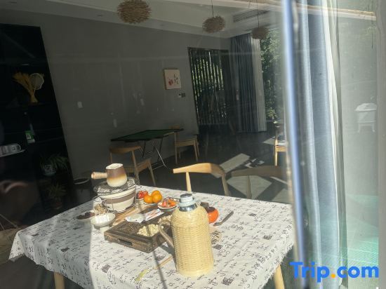 Нинбо: yuyao mengyuanju Guesthouse