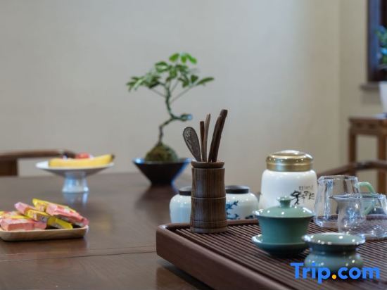 Шаоксинг: Xinchang Big Buddha Temple Fanyin Hotel