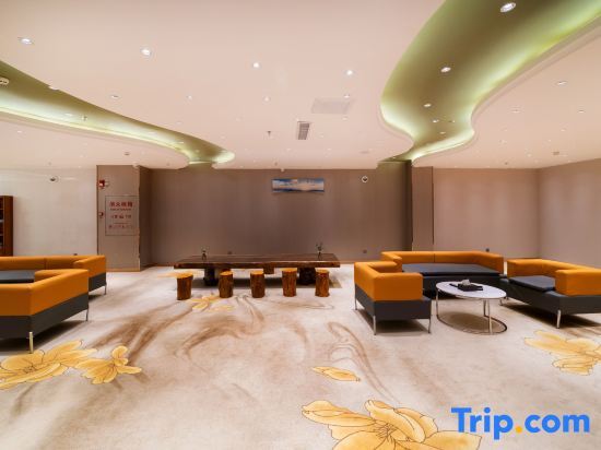 Лицзян: McKeday Wyndham Hotel (the Old Town of Lijiang Store)