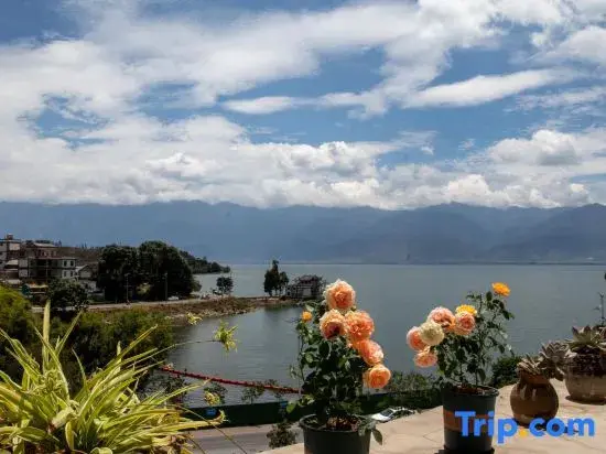 Дали: DaLiShunYanHostelry（Erhai Lake）