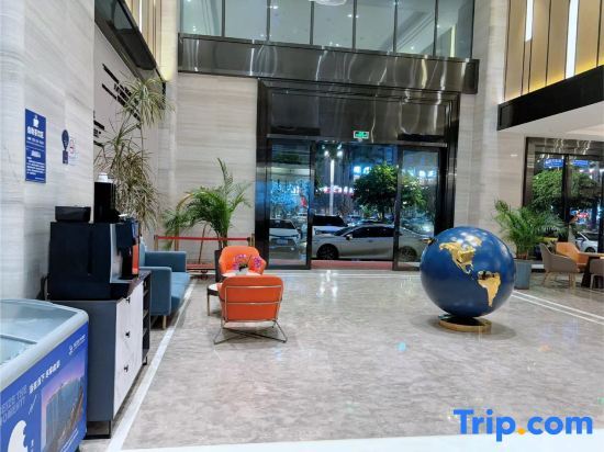 Дунгуань: Kyriad Marvelous Hotel （Dongguan Dalang Textiles Exhibition Center）