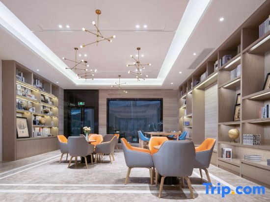 Дунгуань: Kyriad Marvelous Hotel （Dongguan Dalang Textiles Exhibition Center）