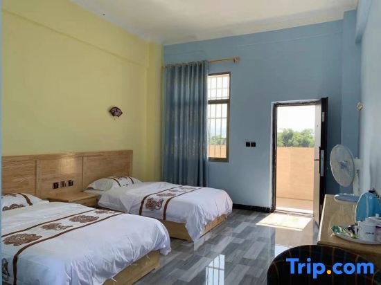 Дэхун: Ruili Zhuyunxuan Apartment