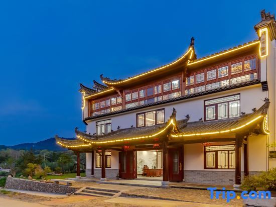 Taohuatan five star homestay — фото 1