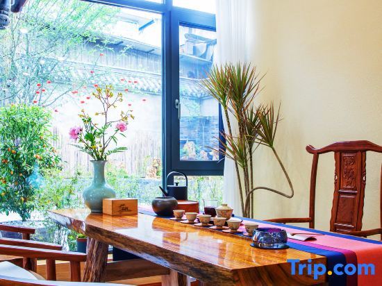 Чэнду: Chongzhou Ruosuli Homestay (Jiezi Ancient Town)