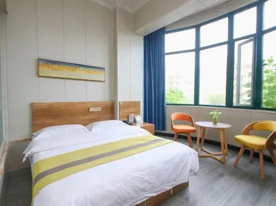 Фуян: Yiyang Anyi Express Hotel