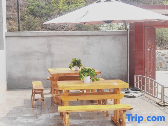 Пекин: The first homestay in Panlong