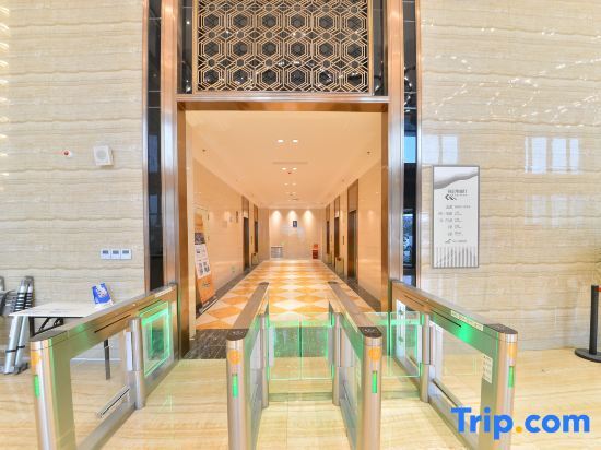 Далянь: Qizhiju Seaview Loft Boutique Hotel