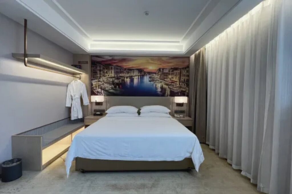 Дунгуань: Vienna Hotel (Dongguan Wangniudun Wanghong Hub City)