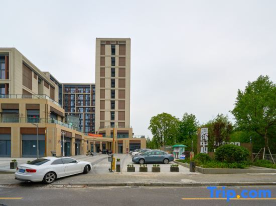 Нинбо: Dingdong Loft Hotel Apartment