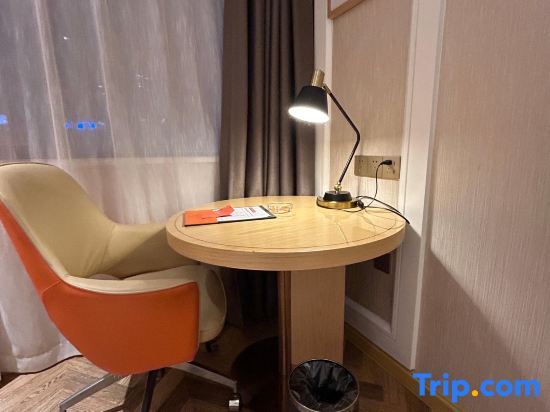 Гуйян: Vienna Hotel ( Guiyang Yunyan District Government Daying Po subway station)