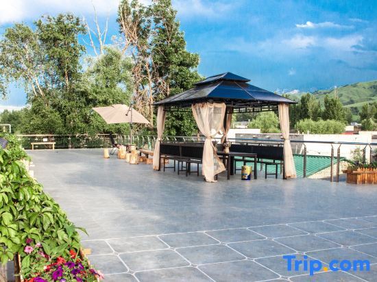 Кюнес: Nalati Yunzhunyue Homestay (Nalati Grassland Branch)