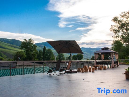 Кюнес: Nalati Yunzhunyue Homestay (Nalati Grassland Branch)
