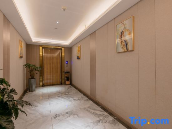 Линьцан: Ruishang Yuejing Hotel