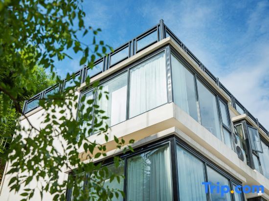 Хучжоу: Yunshang Grassland Anji Suxi Landscape Homestay