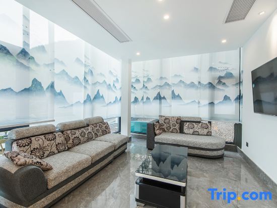 Хучжоу: Yunshang Grassland Anji Suxi Landscape Homestay