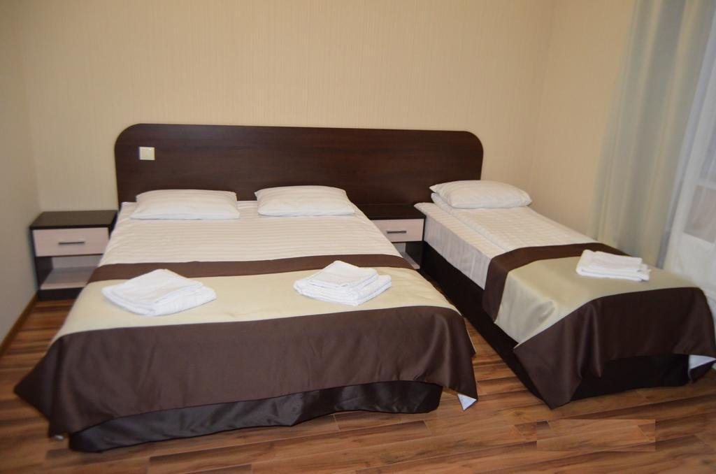 Сафоново: Brothers Hotel