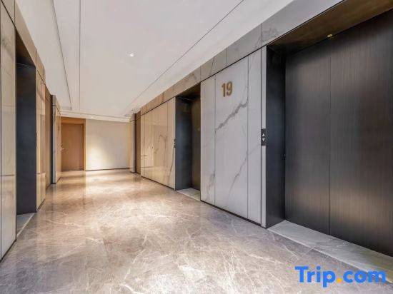 Шэньчжэнь: Liman Hotel Apartment (Shenzhen International Convention and Exhibition Center)