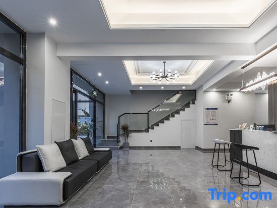 Баошань: Yuechen Hotel (Baoshan High-speed Railway Station)