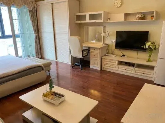 Уси: Meijiamei Fashion Apartment Wuxi Wanda