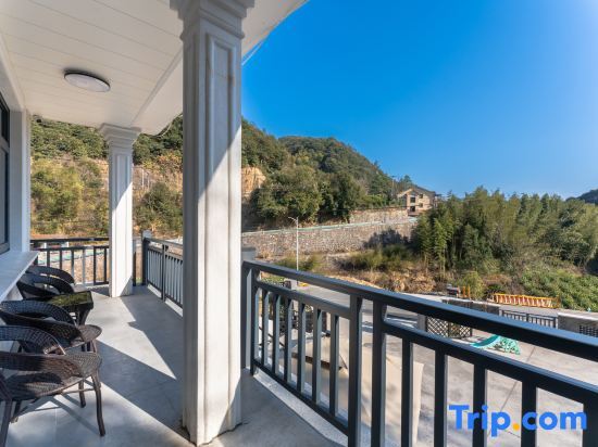 Ханчжоу: Chie Lu · Jun Hong Hostel (Yuhang Keng Shan Ancient Road Store)